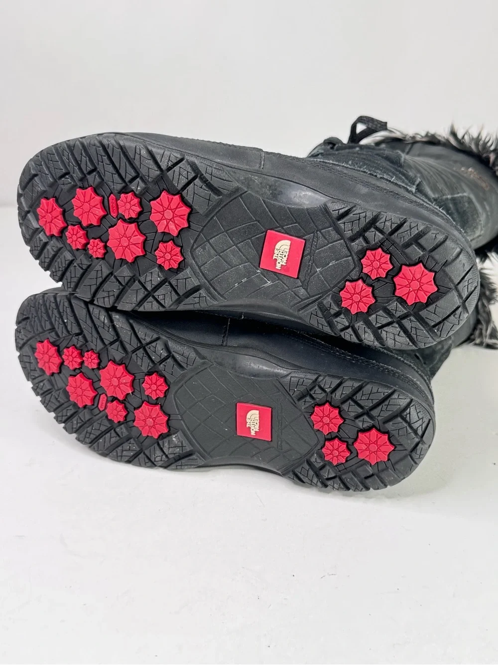 The North Face Women's Black Lace-Up Faux Fur Winter Boots